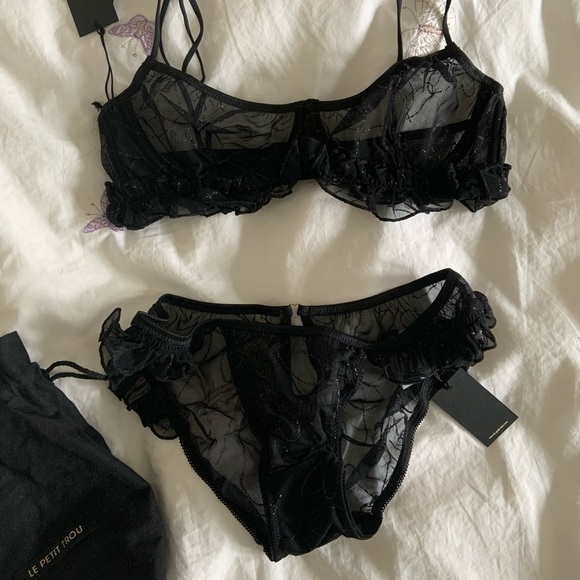 BNWT Le petit trou lingerie set - Picture 3 of 6